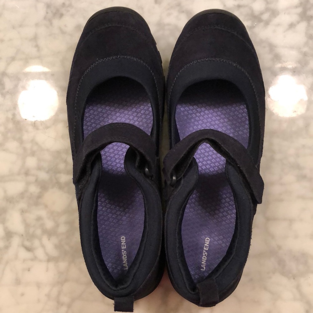 NWOT! Girl’s Lands’ End Mary Jane shoes